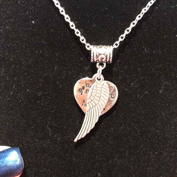 🙏🏻 Love Necklace 🙏🏻 - Picture 5 of 5